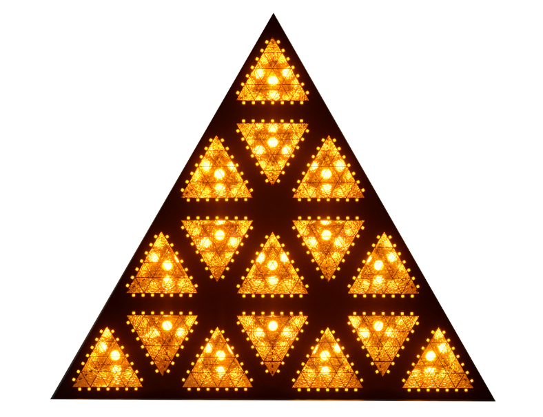 CT-ER-01Q-1.png Retro triangle light - الصورة 1